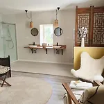 Les Pierres Lotoises Retour De Voyages * Reilhaguet