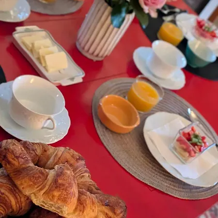 Les Pierres Lotoises Retour De Voyages * Reilhaguet