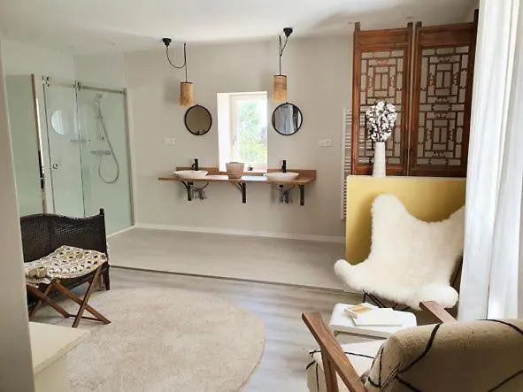 Les Pierres Lotoises Retour De Voyages * Reilhaguet